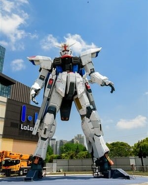 Gundam SEED Director Makes Anime Video for Life-Size Freedom Gundam